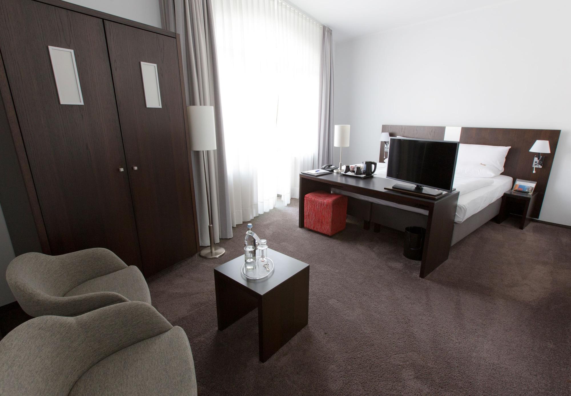 Hotel Astor Und Köln