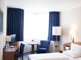 Astor Und 4*