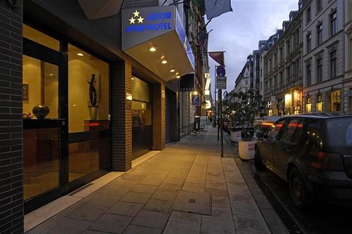 Astor Und Hotel Köln