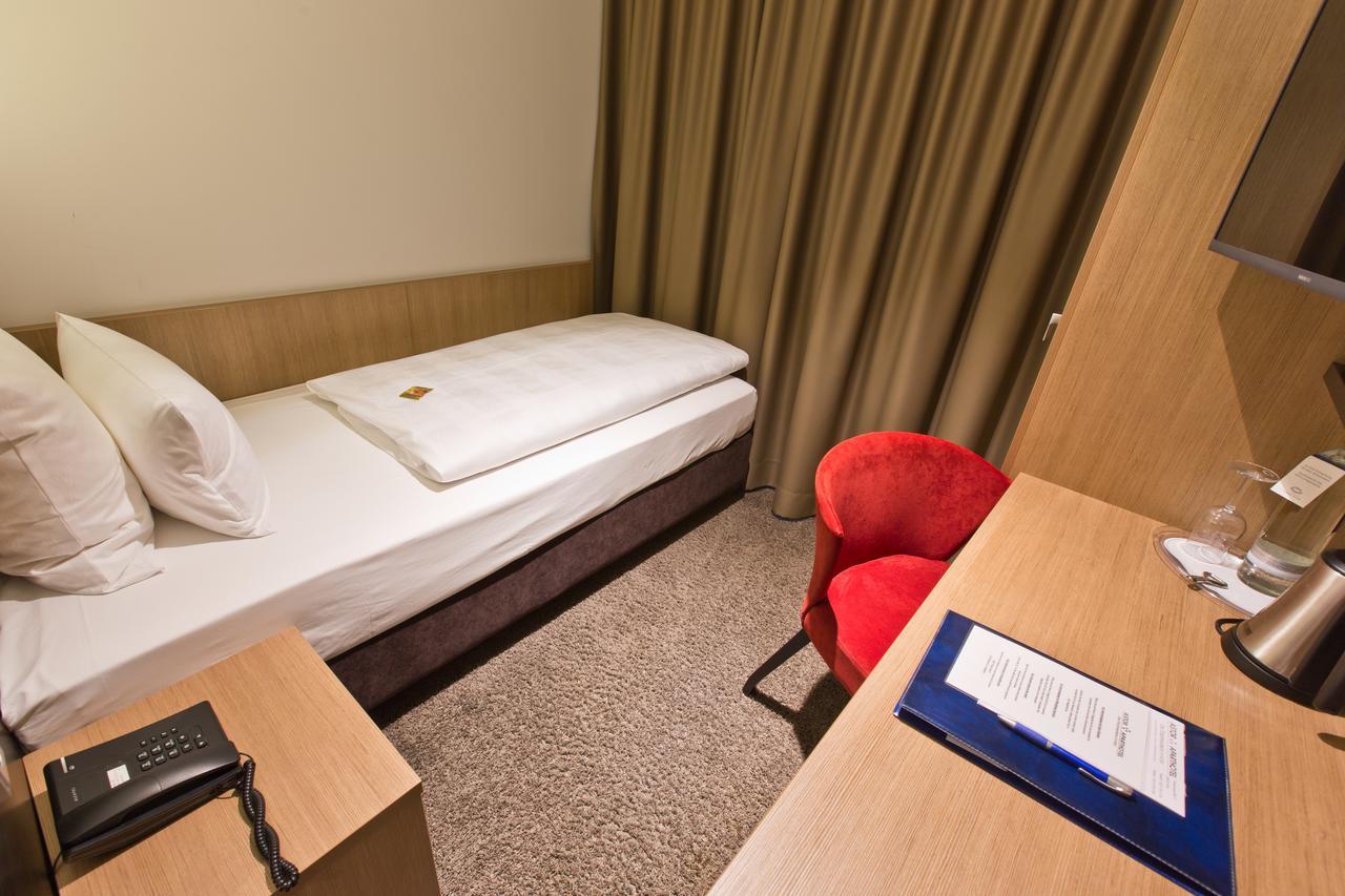 Astor Und Hotel 4*