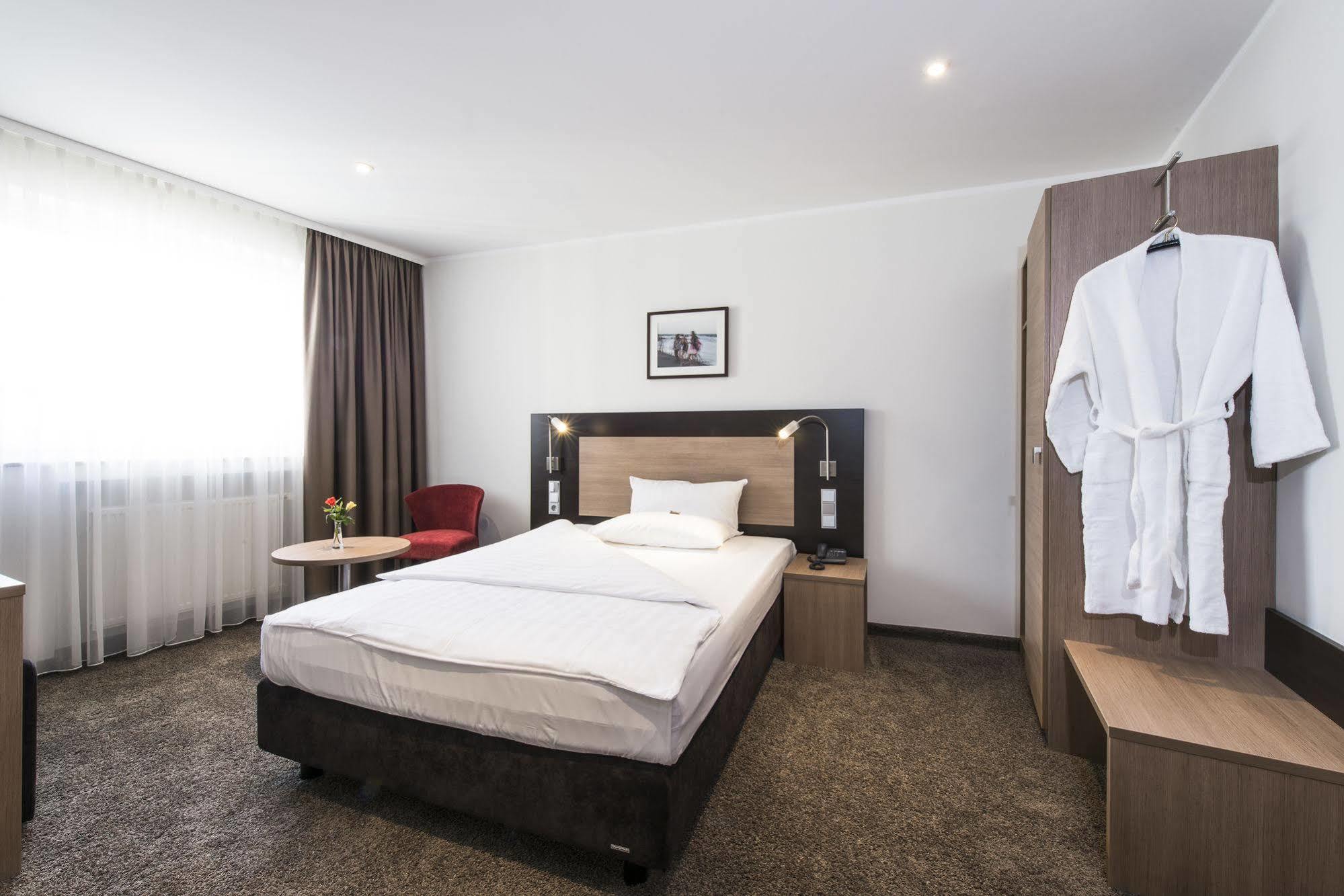 Astor Und Hotel 4*